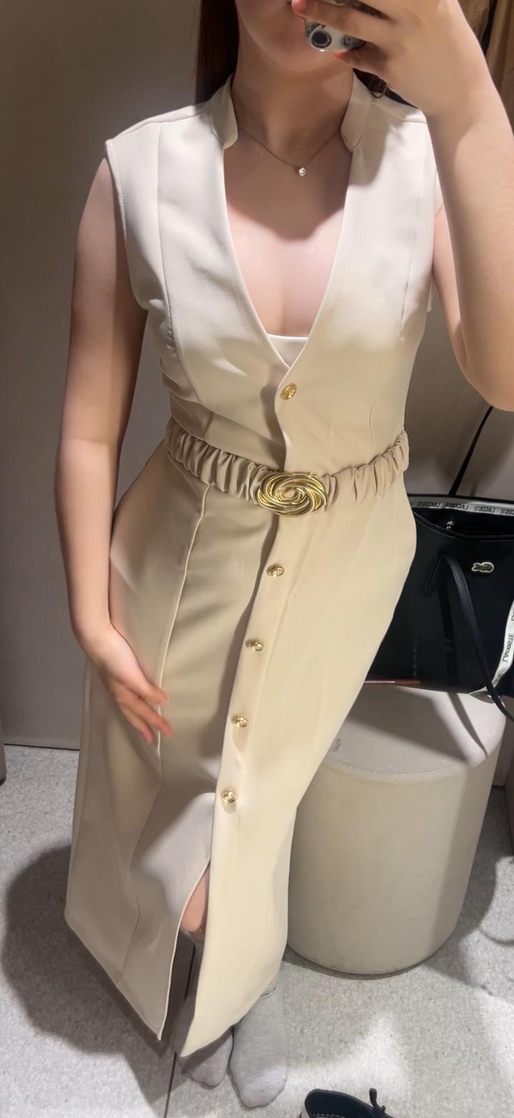 ZARA Платье миди с пуговицами и поясом