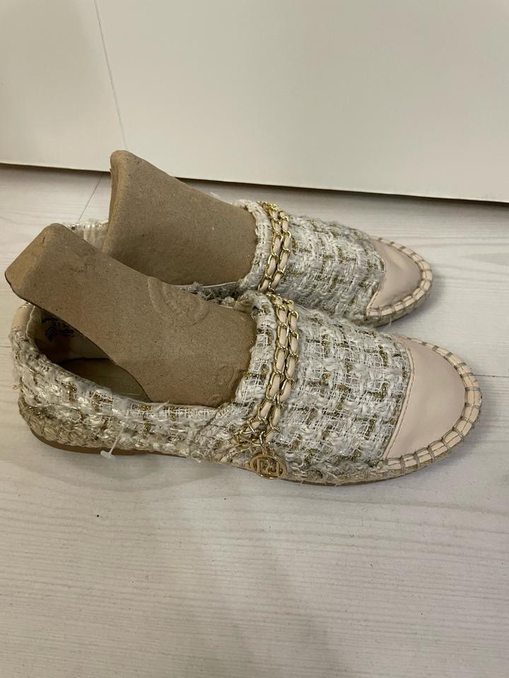 River Island