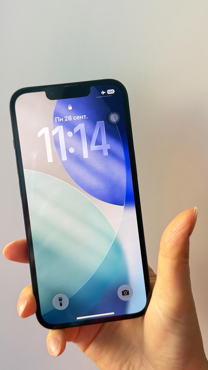 Смартфон Apple iPhone 13 256gb
