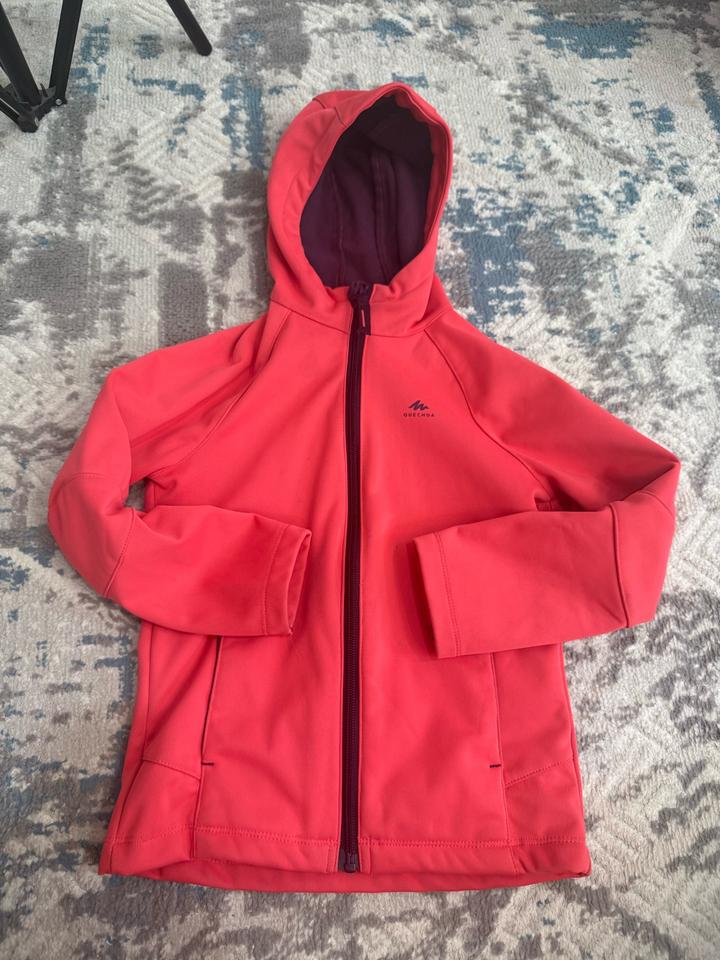 Куртка флисовая Quechua Decathlon