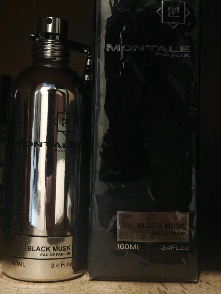 Montale black musk