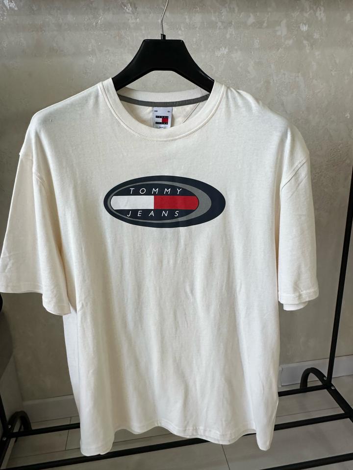 Tommy Hilfiger