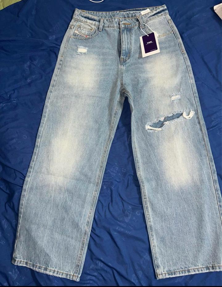 Diesel Джинсы широкие рваные