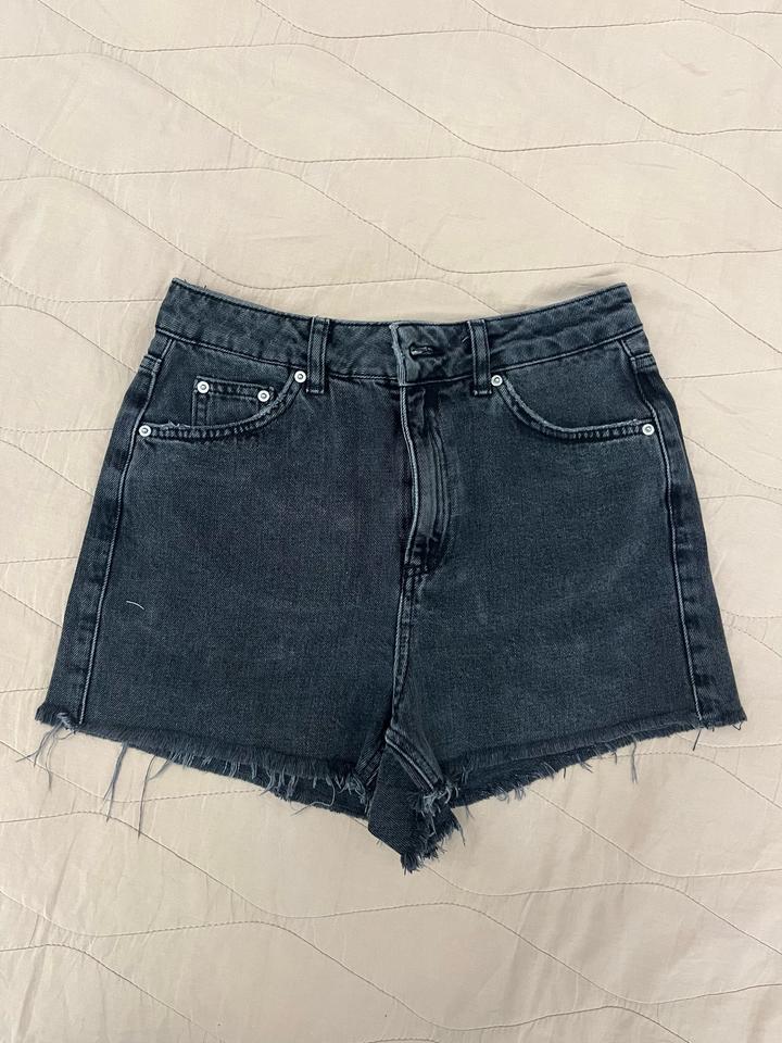 Джинсовые шорты TOPSHOP