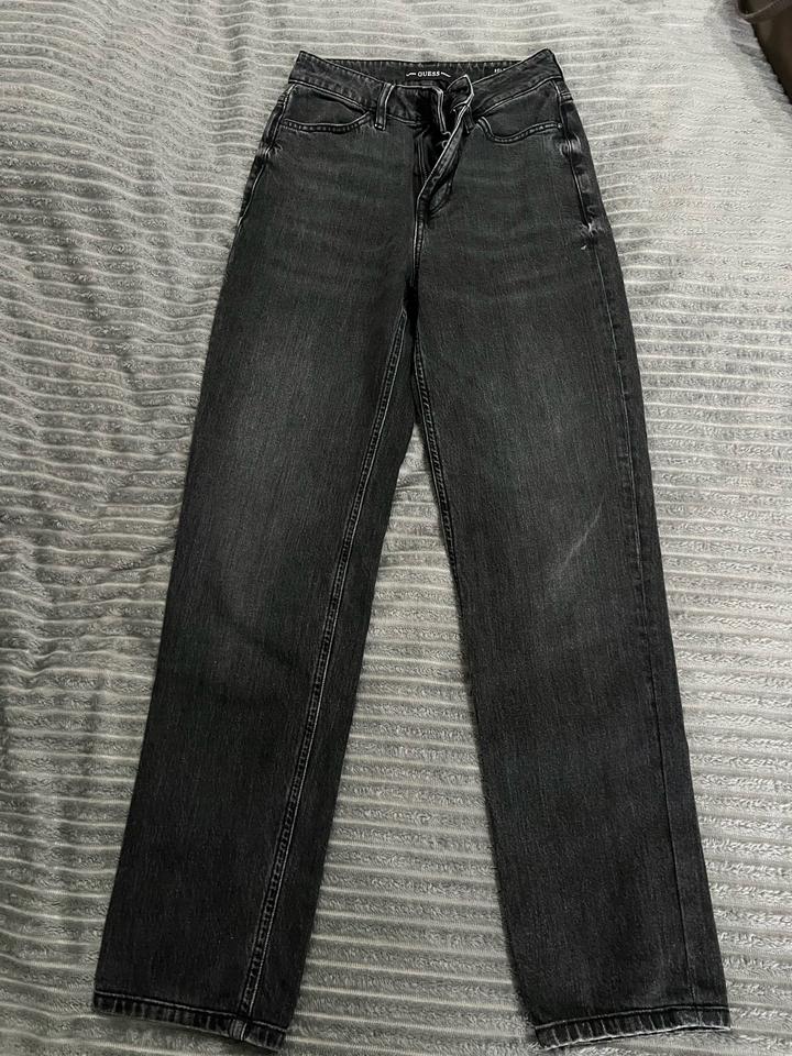 Guess Jean