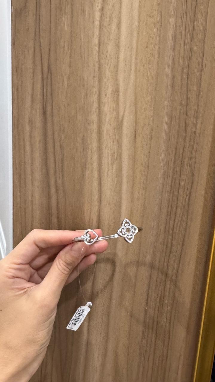 Laroush