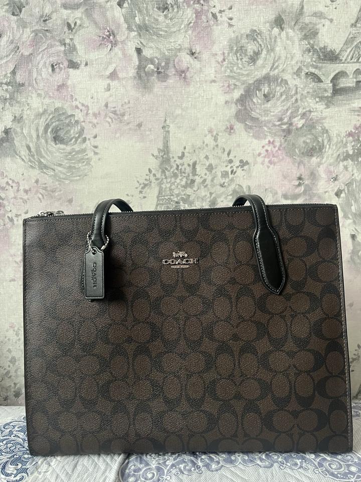 Coach Nina in Signature Canvas Original