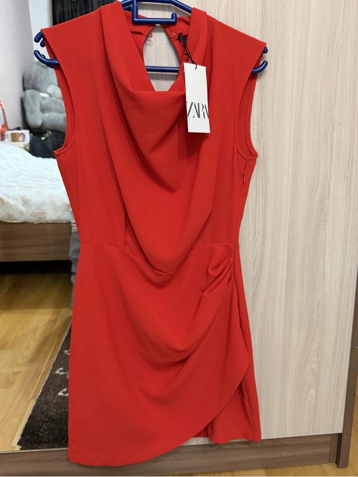 Платье ZARA