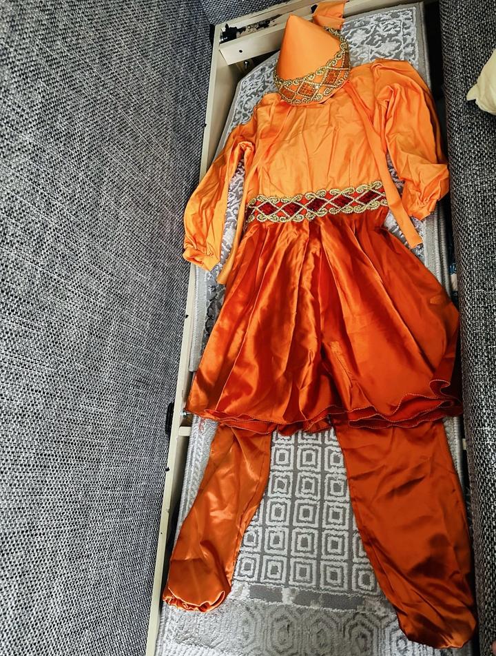 Национальный костюм женский