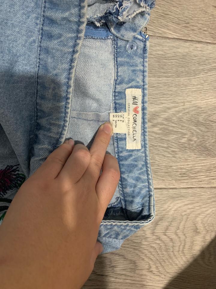 H&M