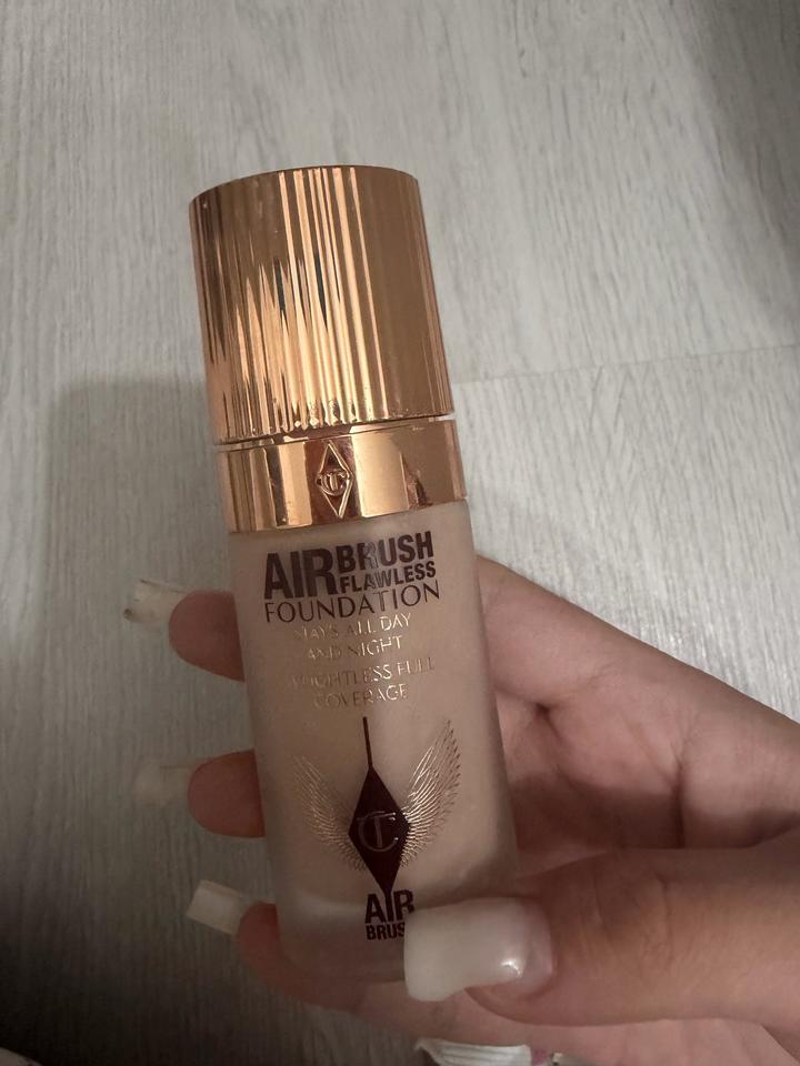 Charlotte Tilbury Airbrush Flawless Foundation