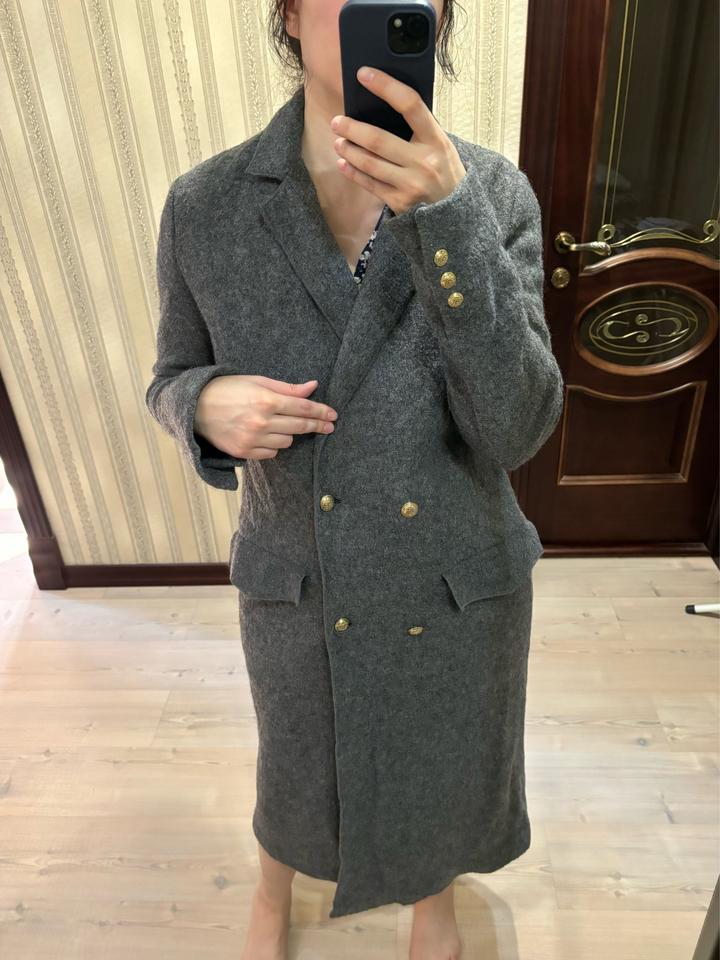 Пальто Zara в сером цвете