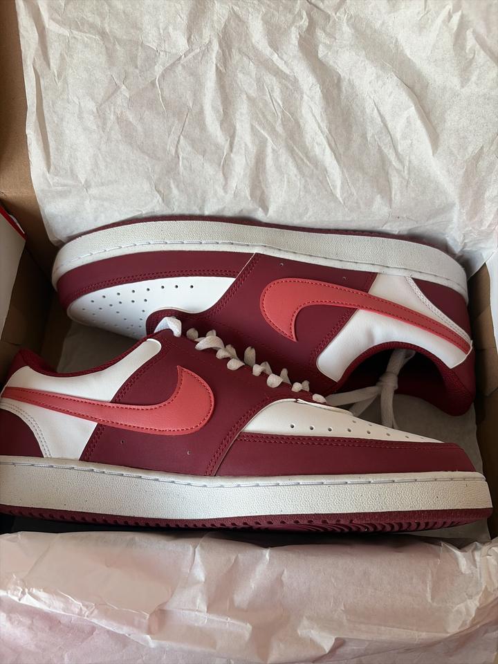 Кроссовки Nike