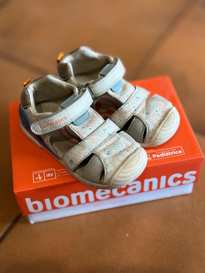Сандалии Biomecanics