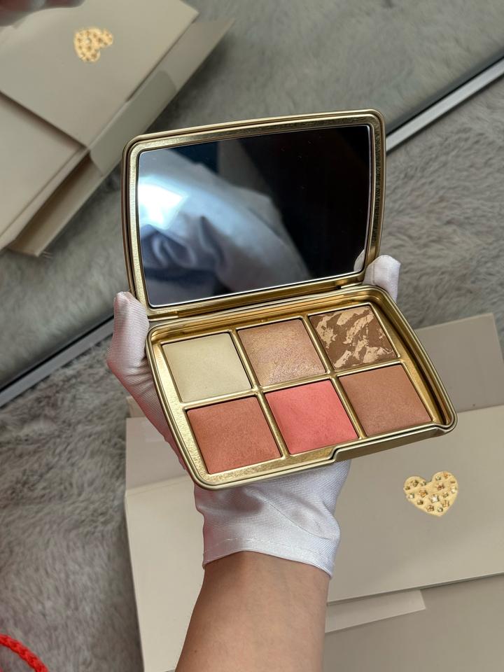 Палетка Hourglass Ambient Lighting Edit Unlocked Wish