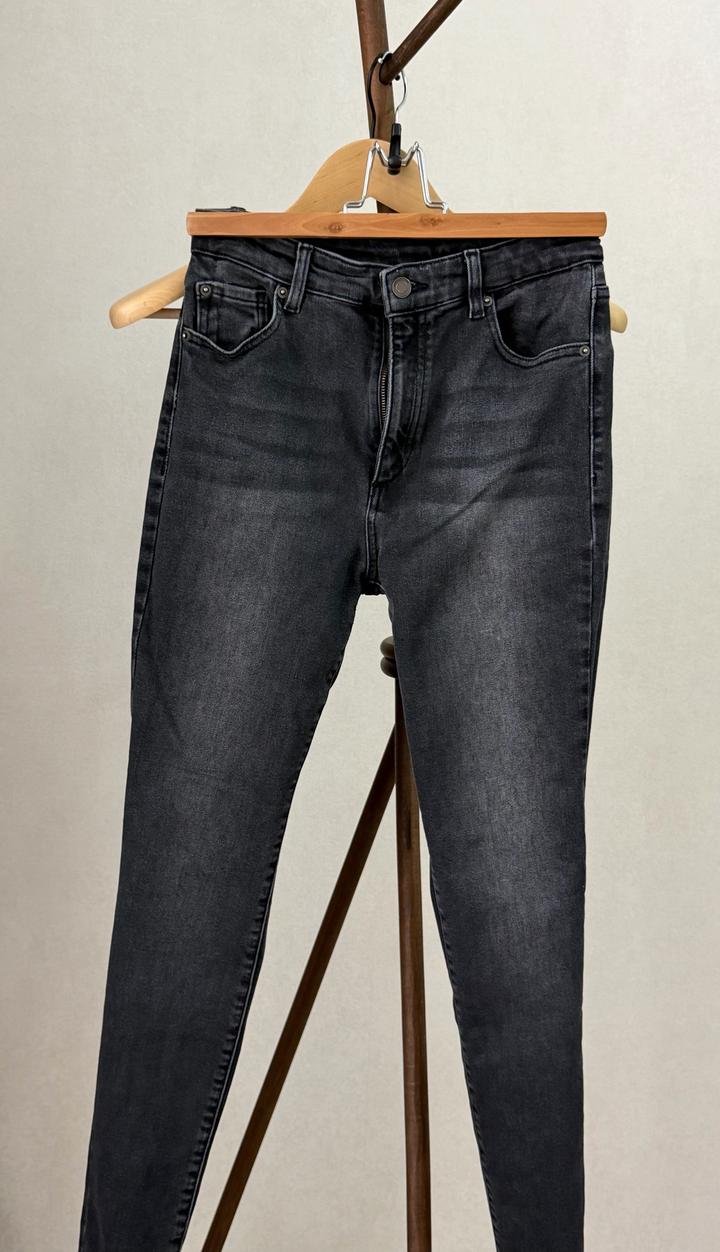 Джинсы Massimo Dutti