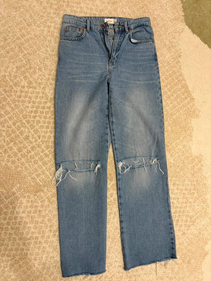 Джинсы Stradivarius