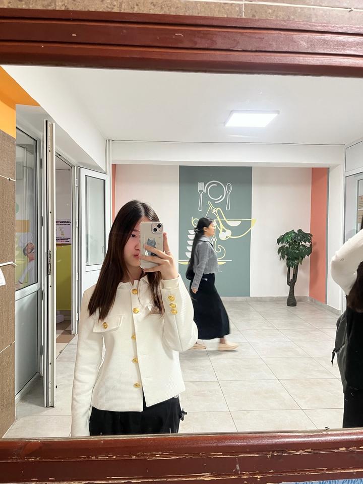 Женский твидовый жакет