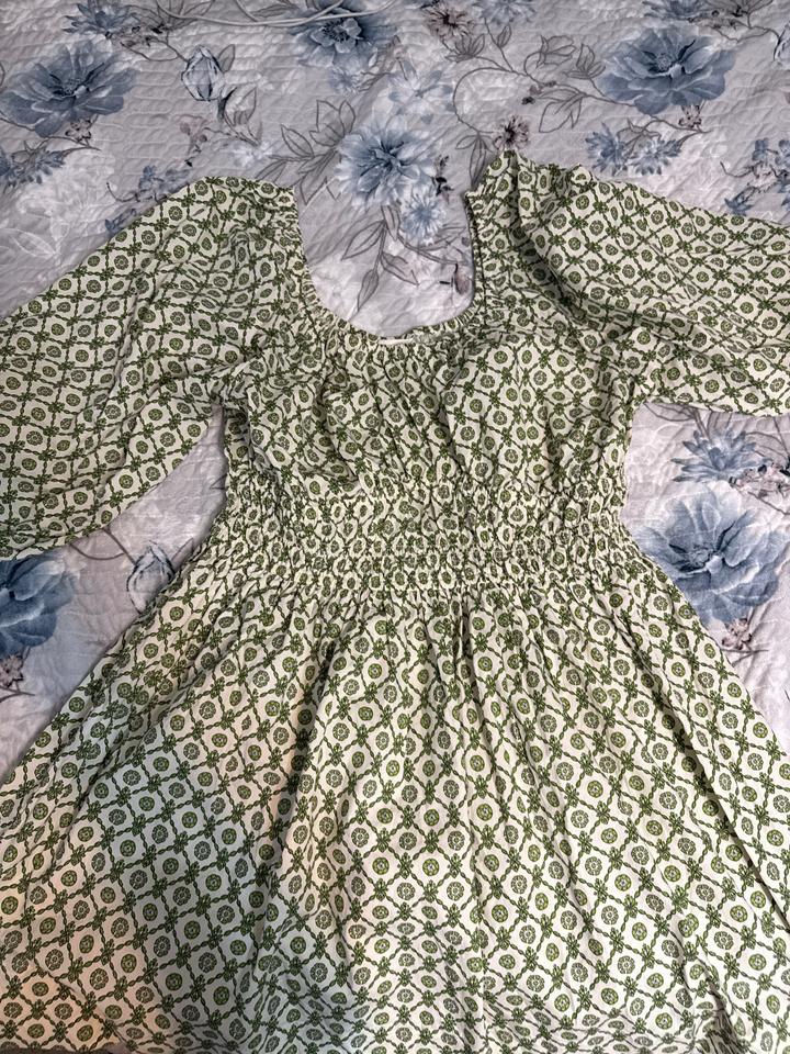 H&M Платье с принтом и сборкой на талии