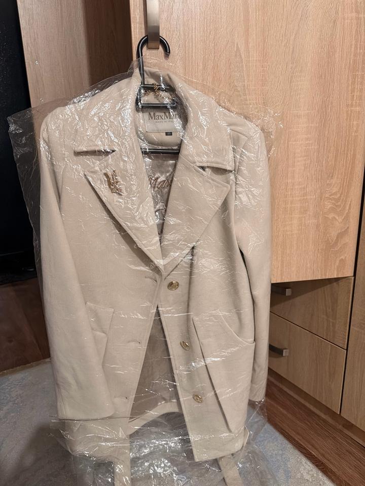 Пальто Max Mara