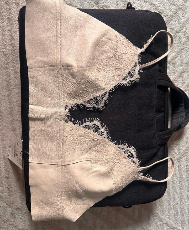 Zara Топ с кружевом из натуральной кожи