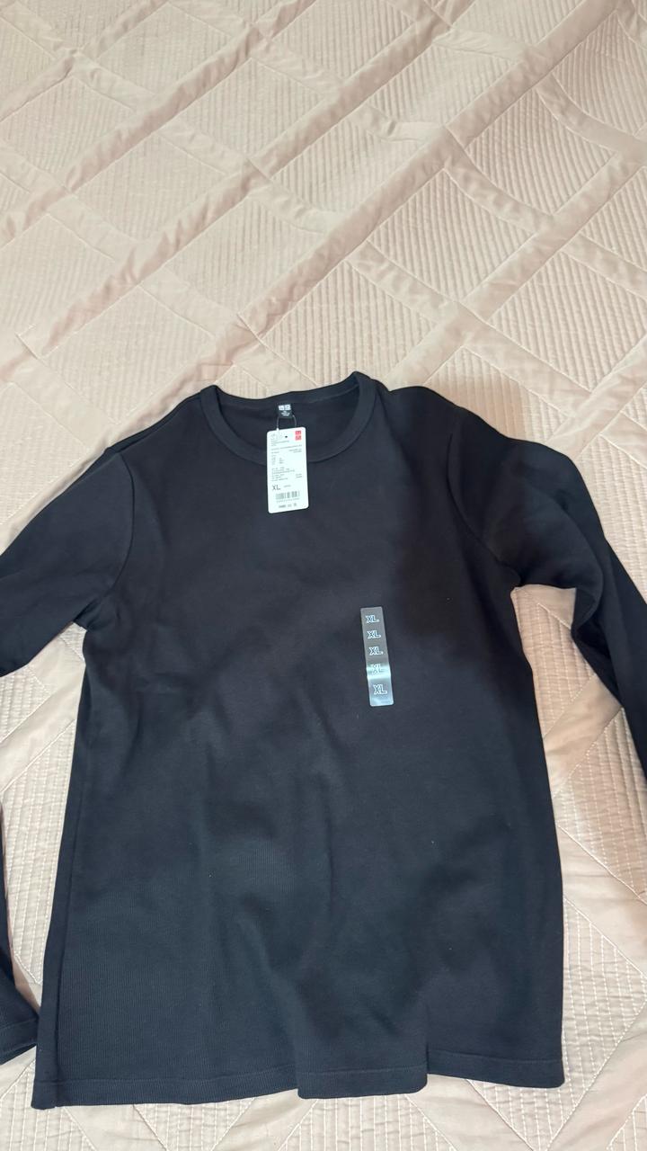 Uniqlo лонгслив