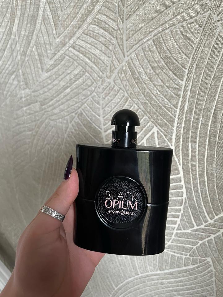 Yves Saint Laurent Black Opium парфюмерная вода
