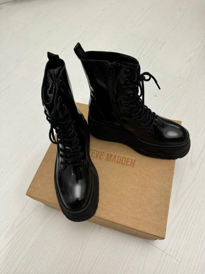 Steve Madden