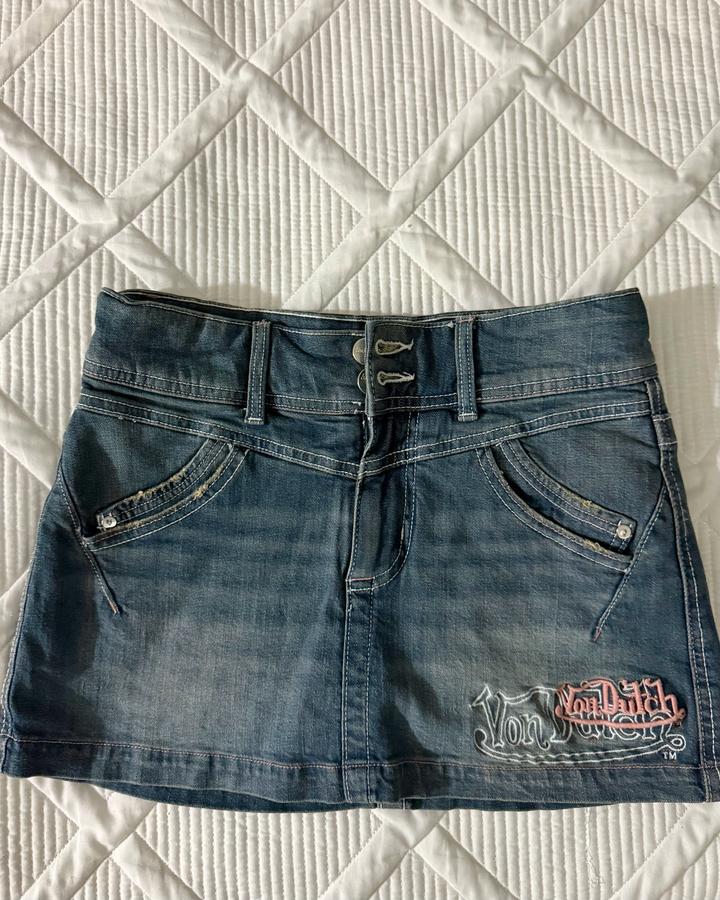 Джинсовая мини-юбка Bershka x Von Dutch