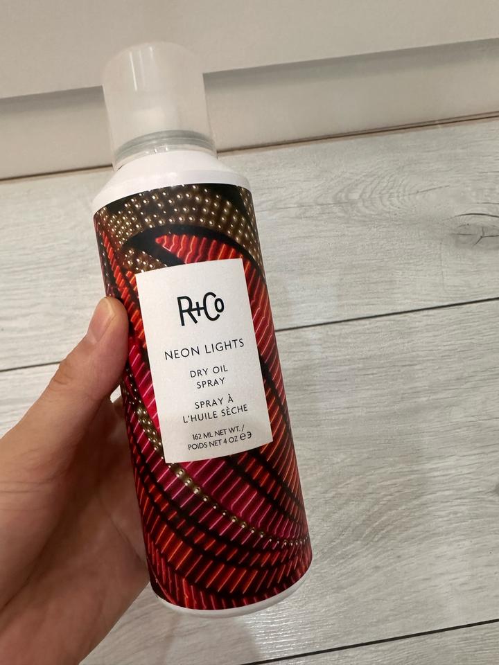 Сухое масло-спрей R+Co Neon Lights Dry Oil Spray