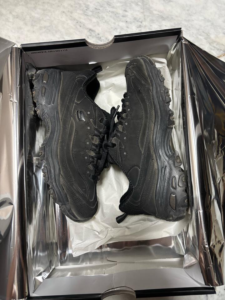 Skechers