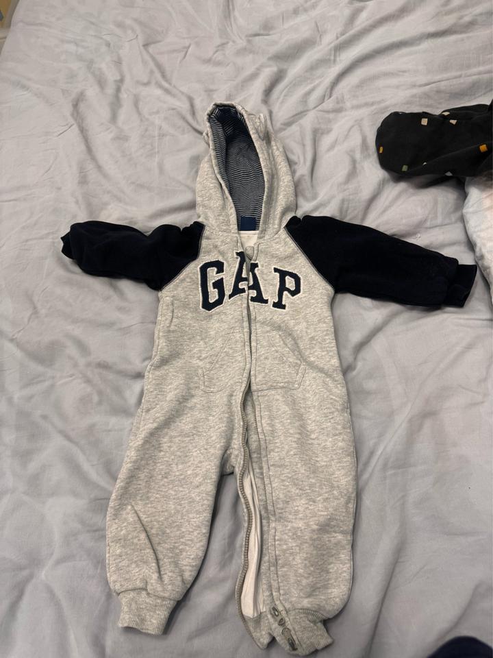 Комбинезон GAP