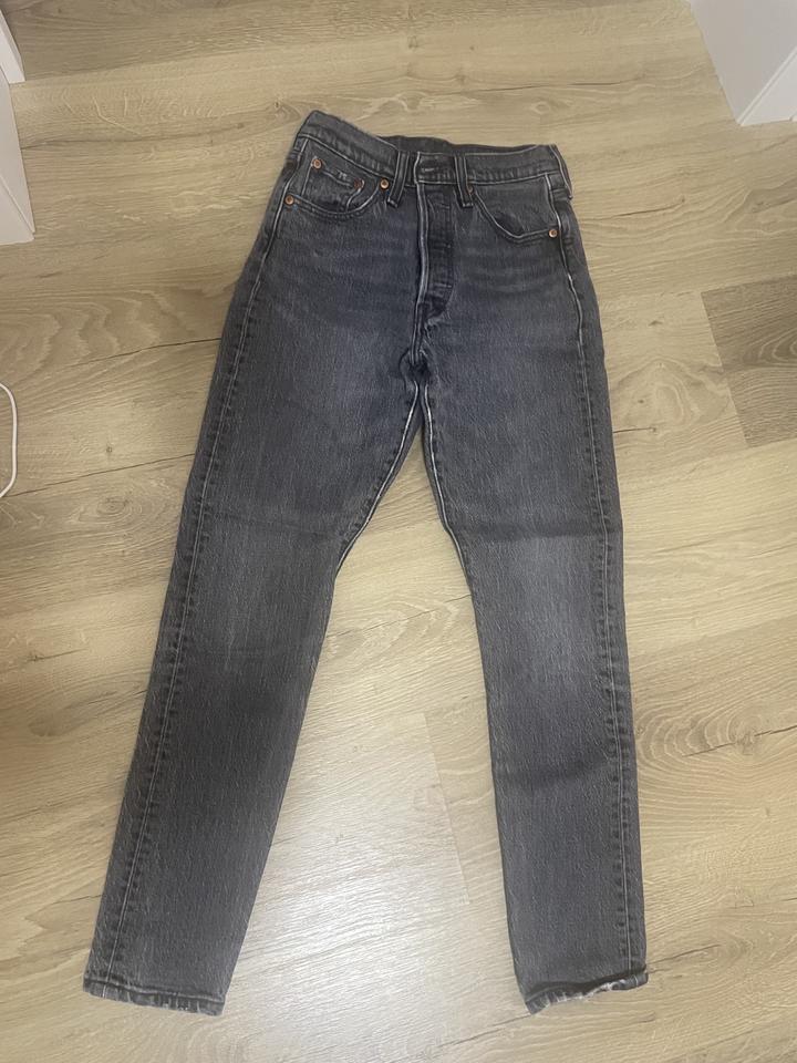 Levi's