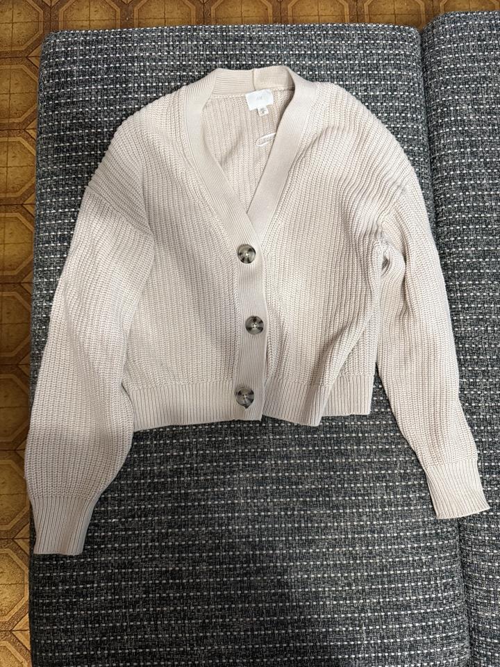 H&M