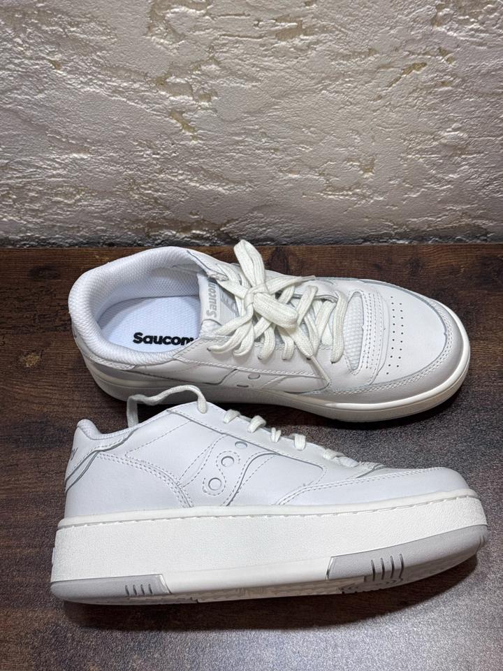 Saucony