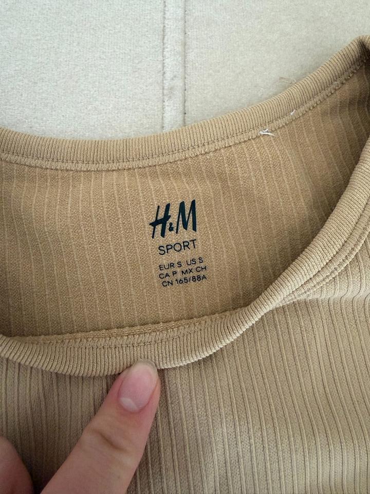 H&M