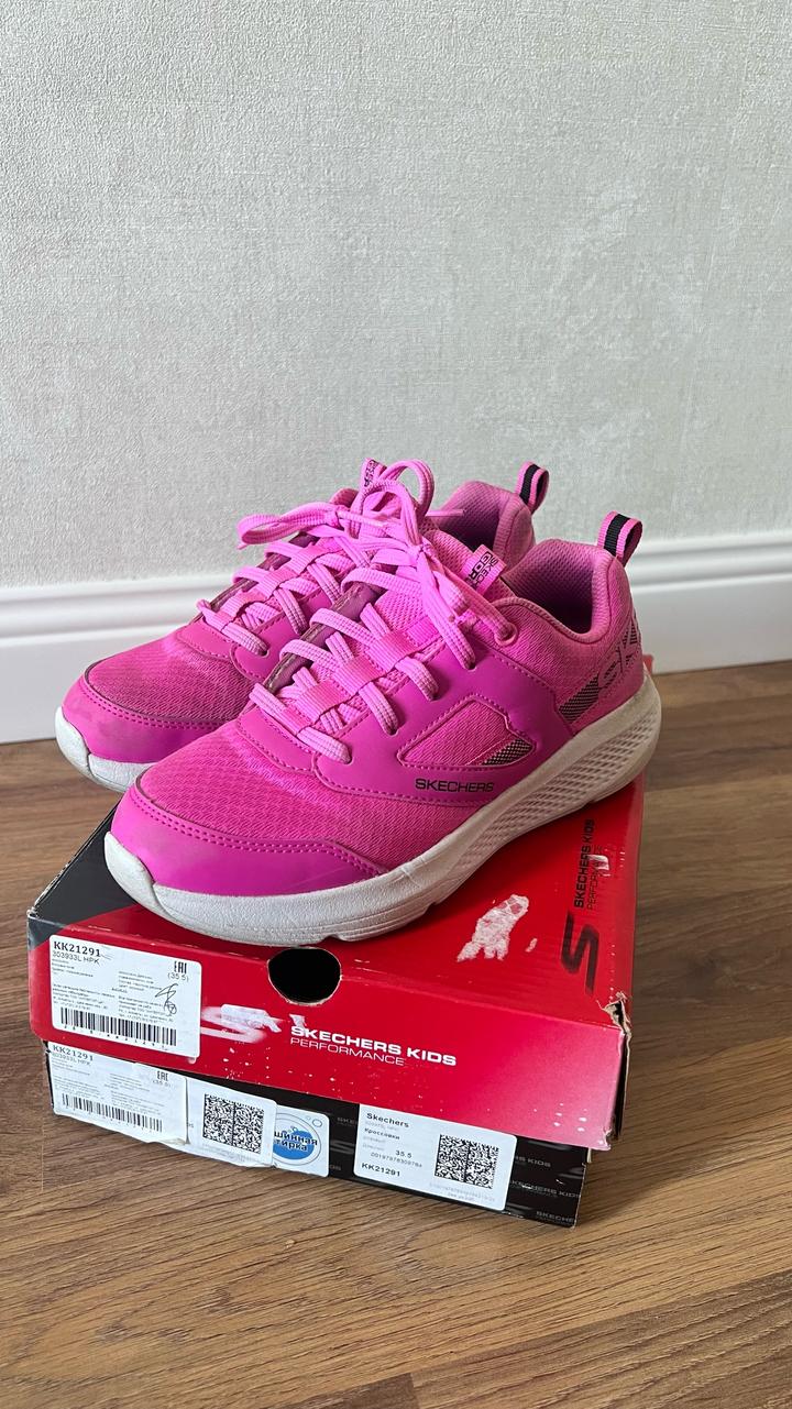 Skechers