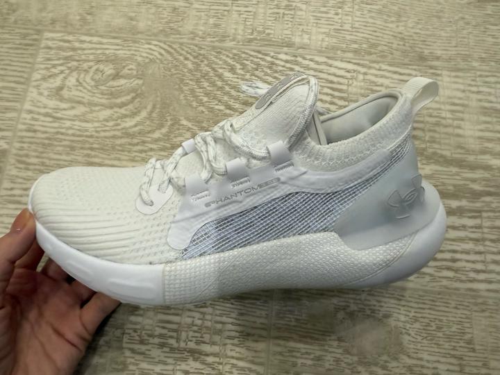 Under Armour Кроссовки беговые