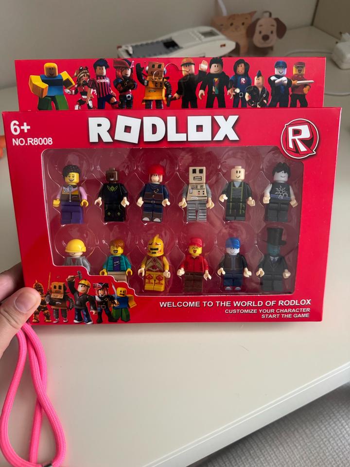 Фигурки Roblox