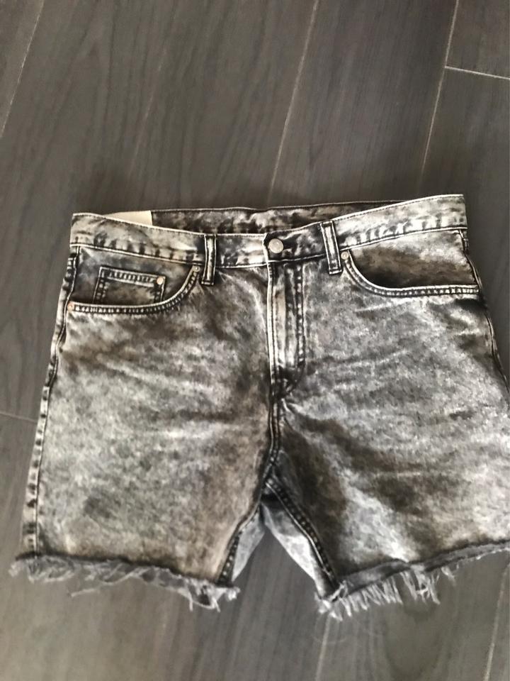 H&M