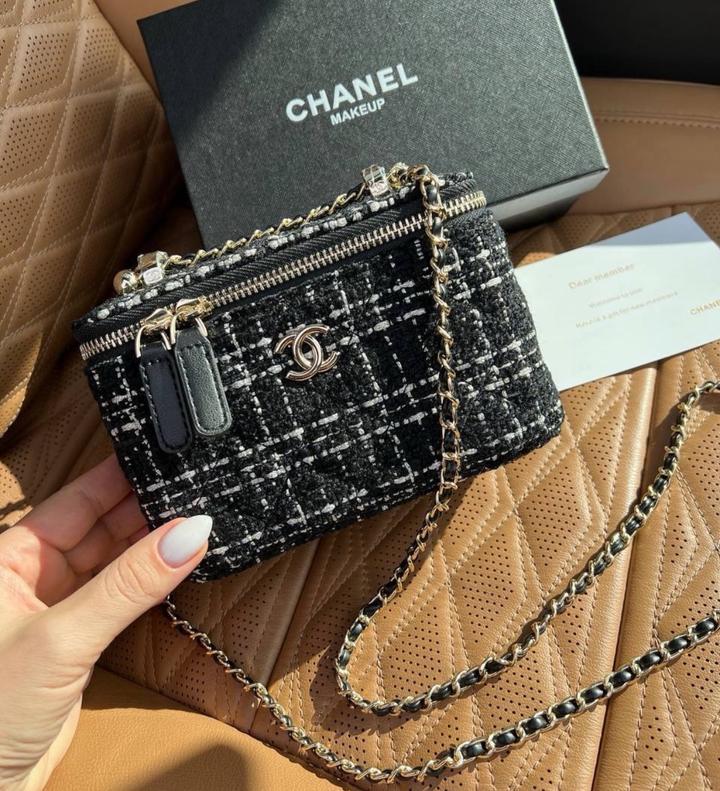 Сумка Chanel в твиде