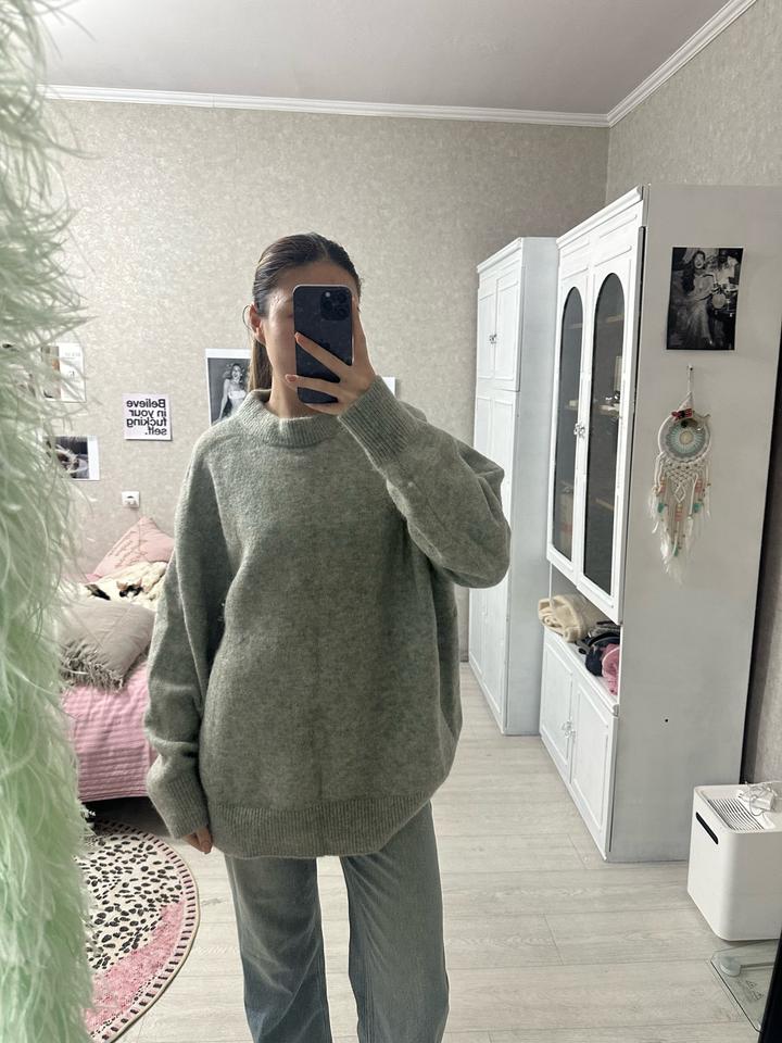 Zara Свитер оверсайз хаки цвета из шерсти