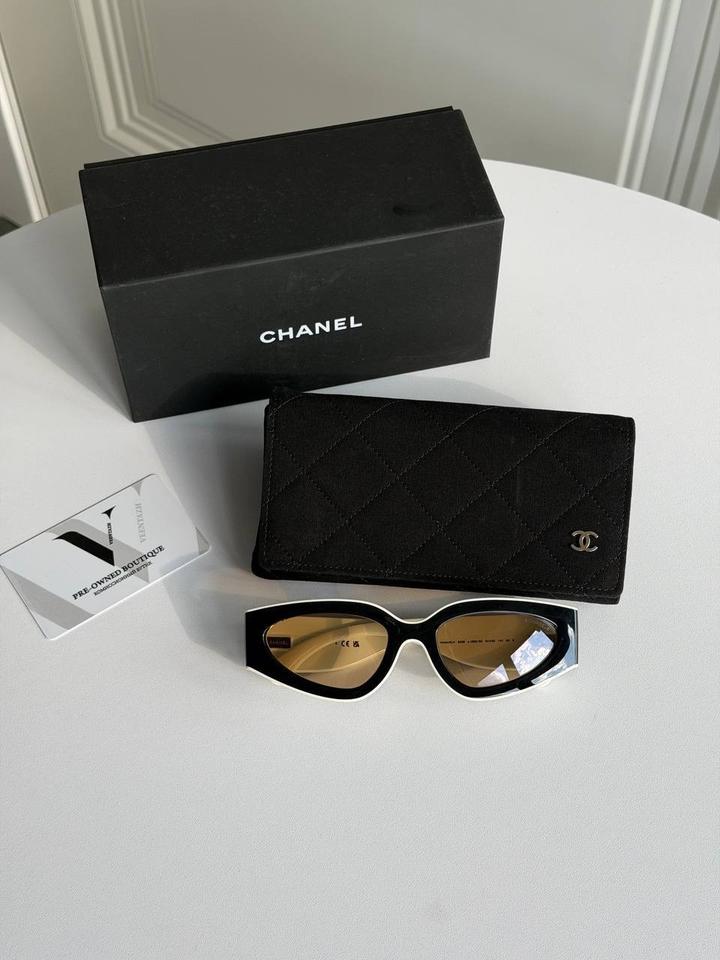 CHANEL Солнцезащитные очки