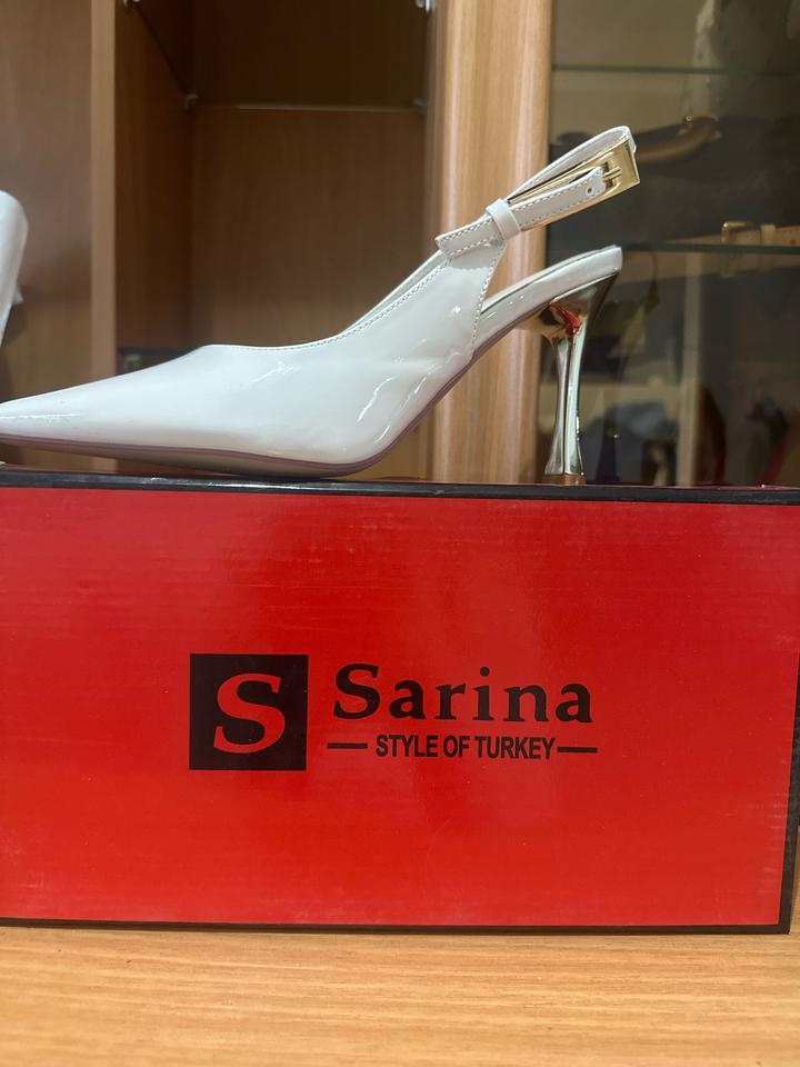 Zarina Босоножки Sarina
