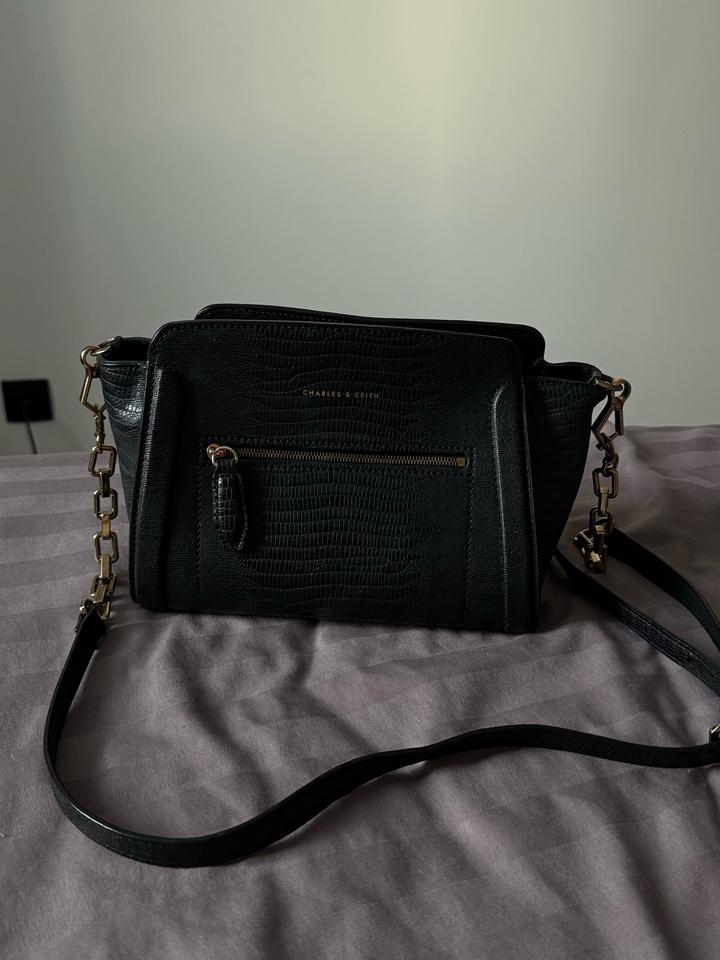 Сумка Charles & Keith черная