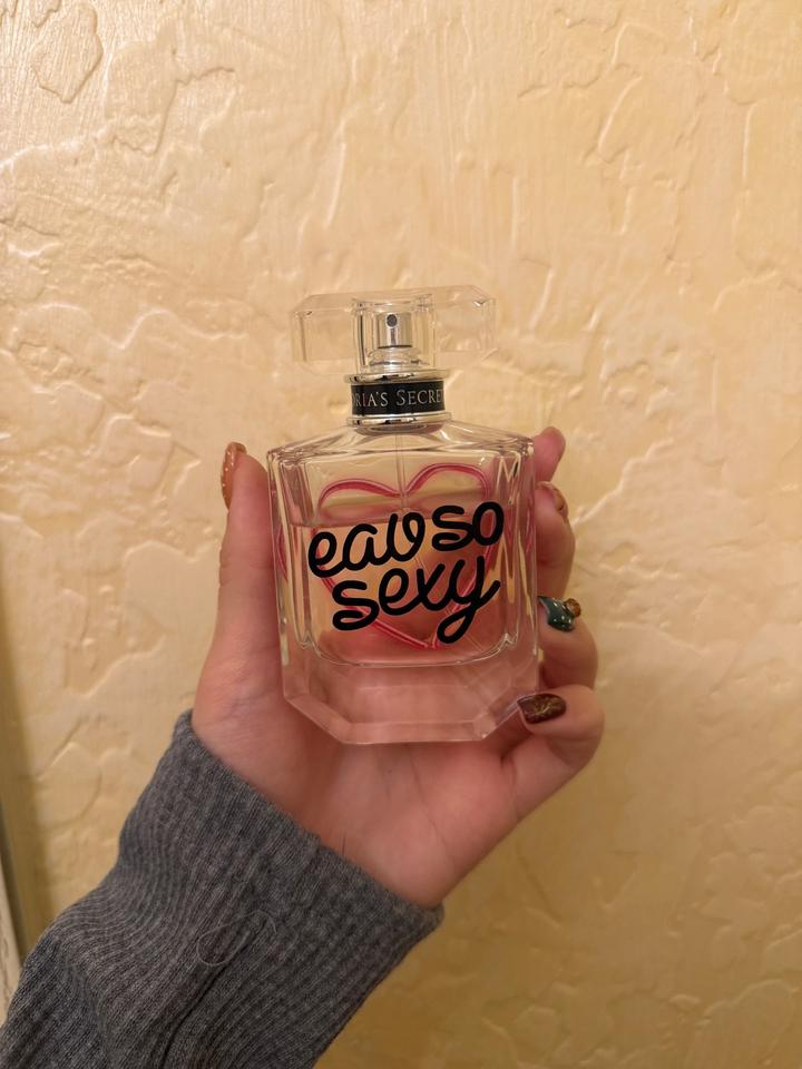 Парфюмерная вода Victoria's Secret Eau So Sexy