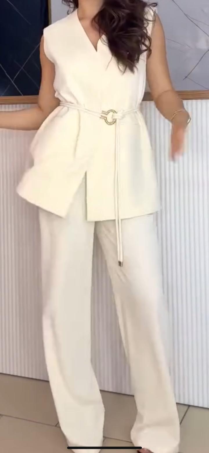 MIRA MIA