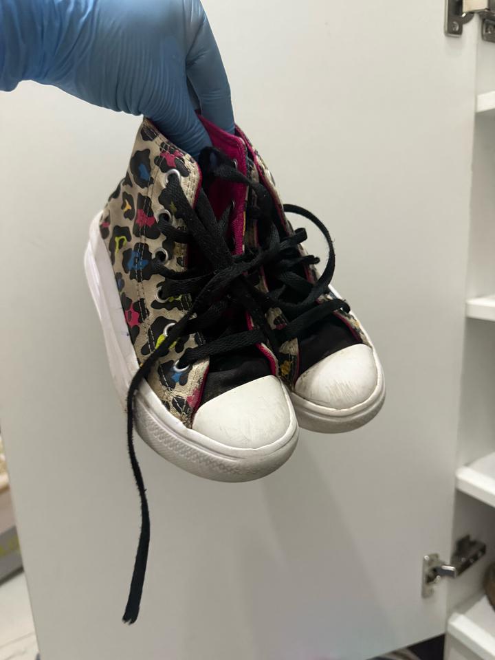 Converse