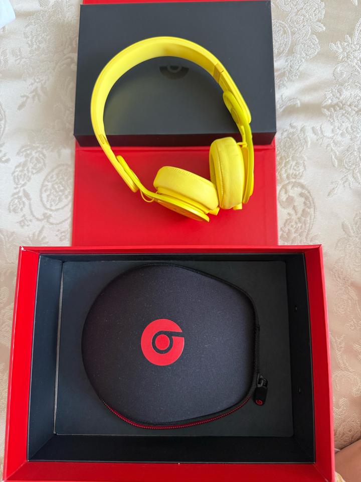 Monster Beats by Dr.Dre
