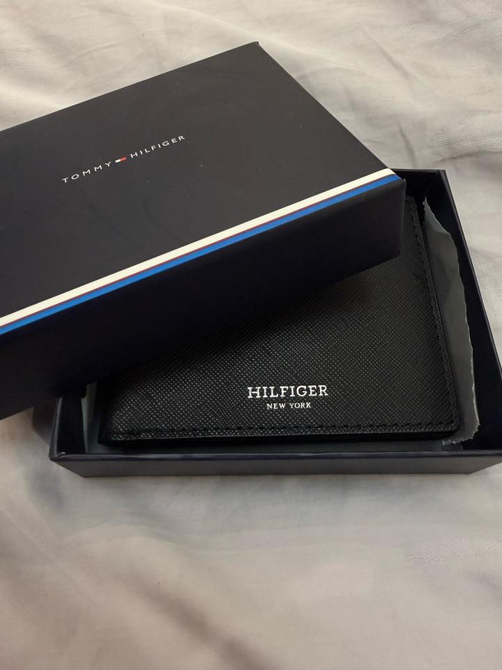 Tommy Hilfiger